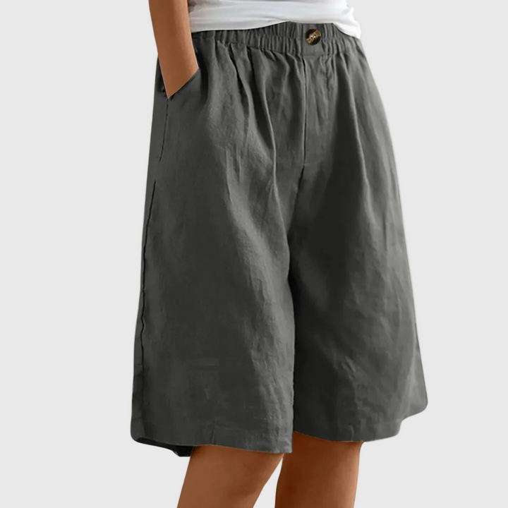 Madeleine | Spacious Shorts with Elastic Waist