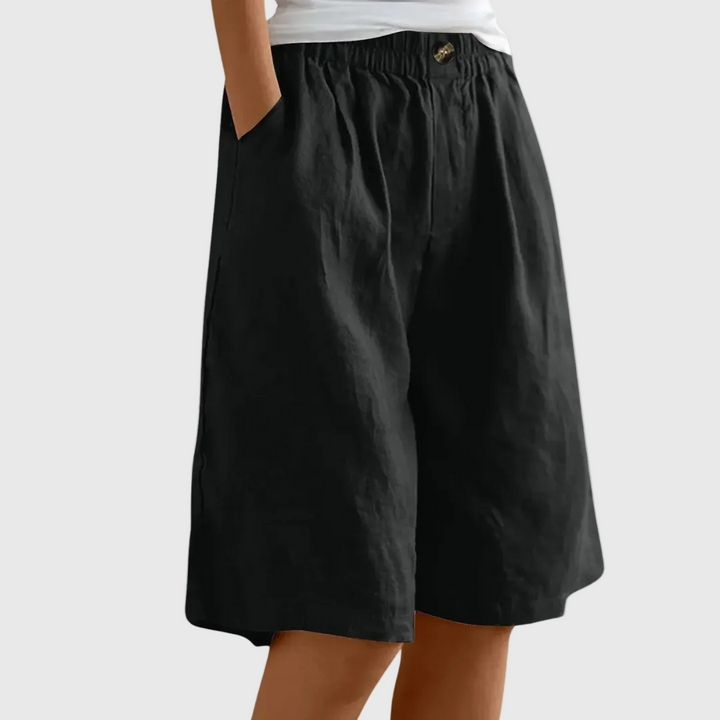 Madeleine | Spacious Shorts with Elastic Waist