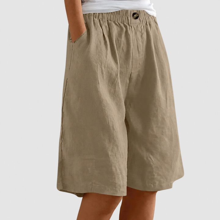 Madeleine | Spacious Shorts with Elastic Waist