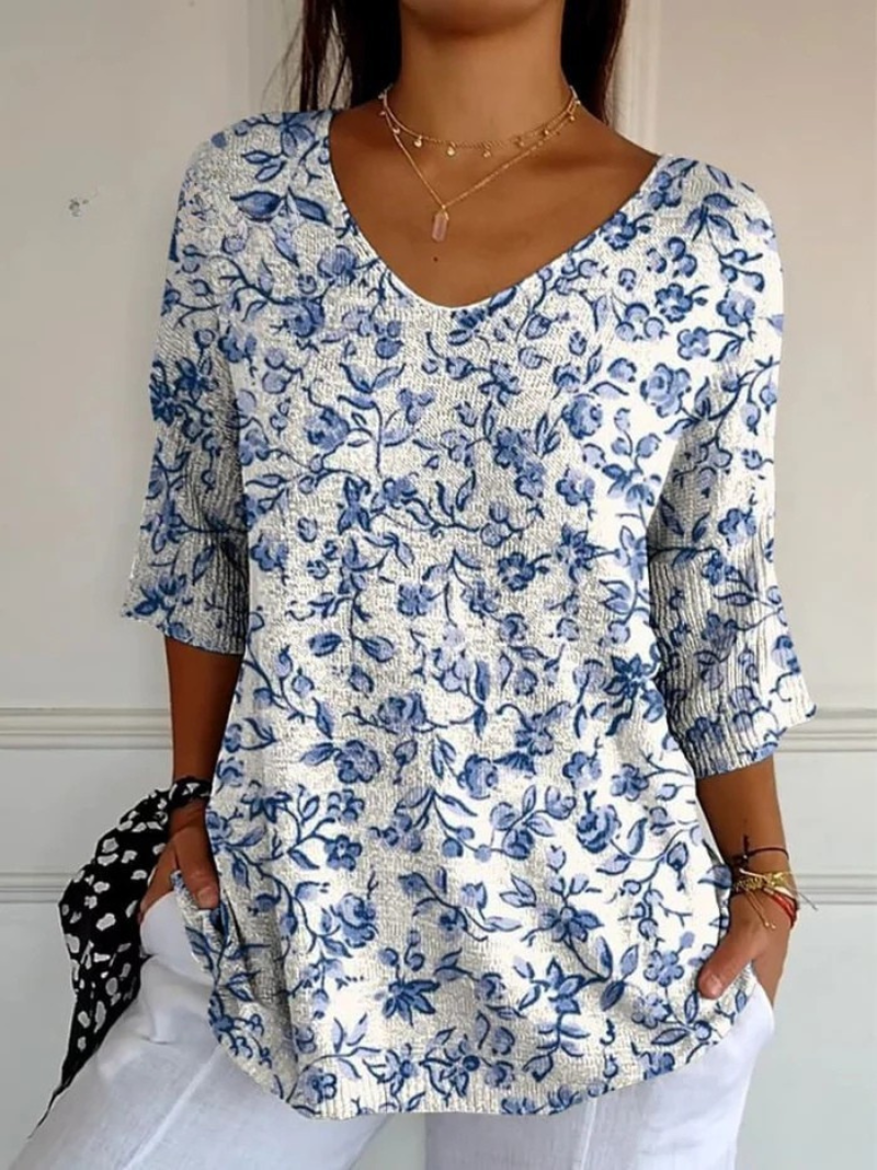 Women's Casual Knit Sweater with Blue Floral Pattern